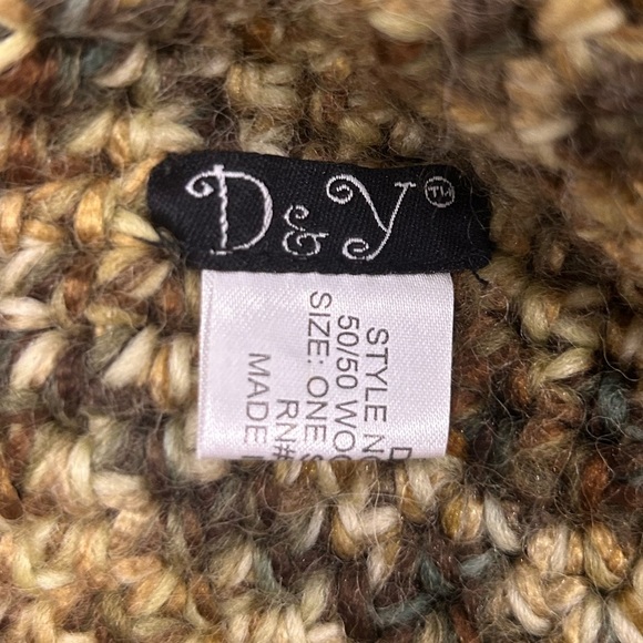 D&Y Multicolor Wool Blend Knit Trapper Hat Pom Pom Beanie Earthy colors neutral - Picture 4 of 7